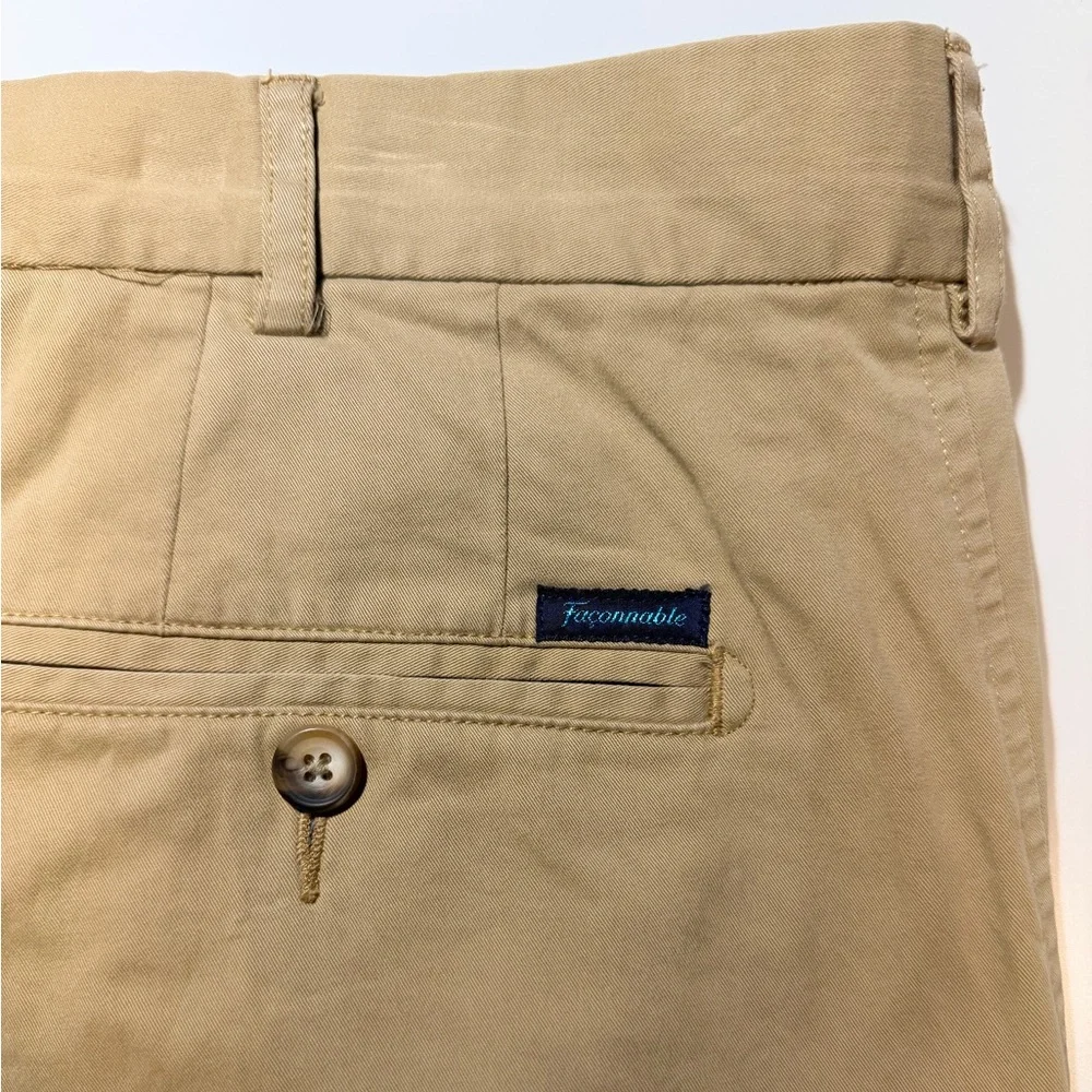 Faconnable Men's Flat Front Khaki Chinos in Size 44
